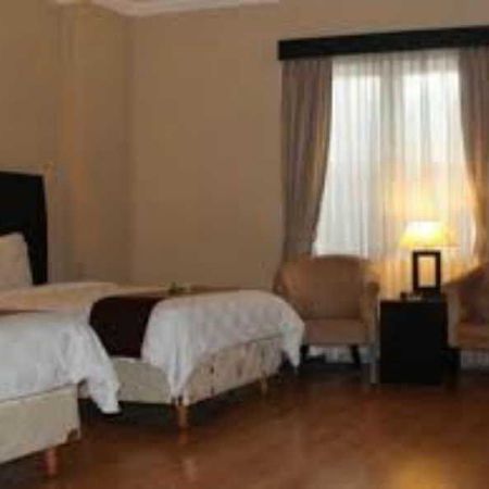 Swiss-Belinn Imara Sudirman Palembang Kültér fotó